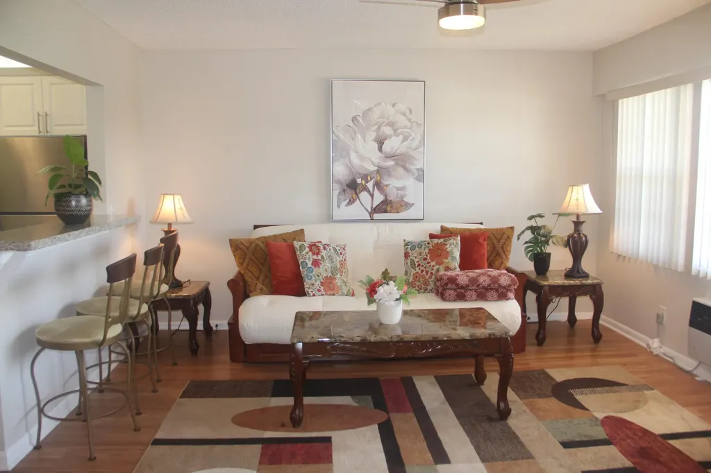 454 Fanshaw K Boca Raton FL 33434
