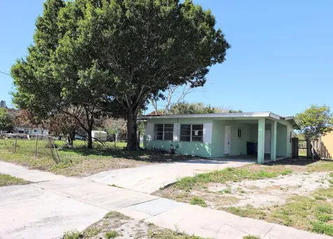 521 N 22nd Street Fort Pierce FL 34950