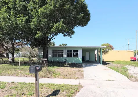 521 N 22nd Street Fort Pierce FL 34950