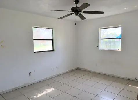 521 N 22nd Street Fort Pierce FL 34950