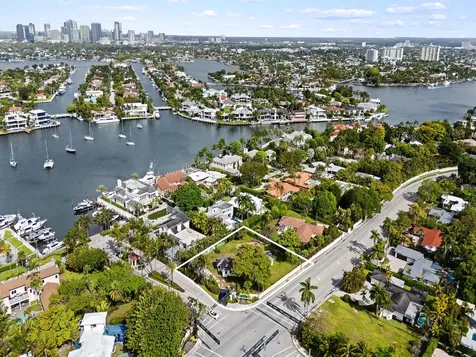 2681 Harbor Beach Parkway Fort Lauderdale FL 33316