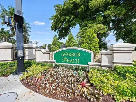 2681 Harbor Beach Parkway Fort Lauderdale FL 33316