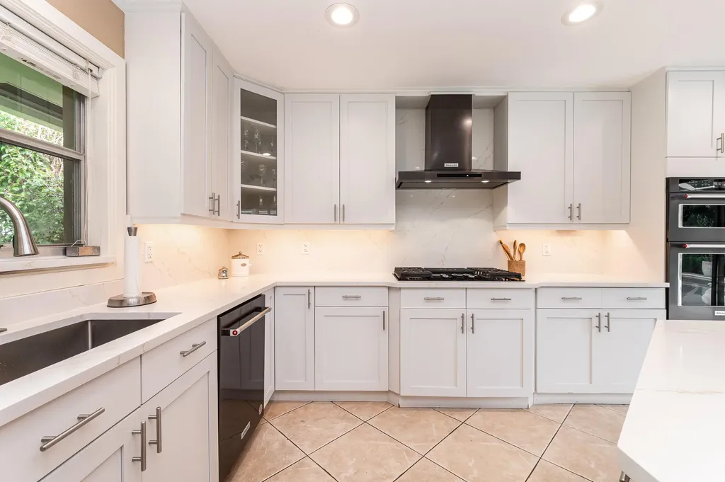 280 Tradewind Drive Palm Beach FL 33480