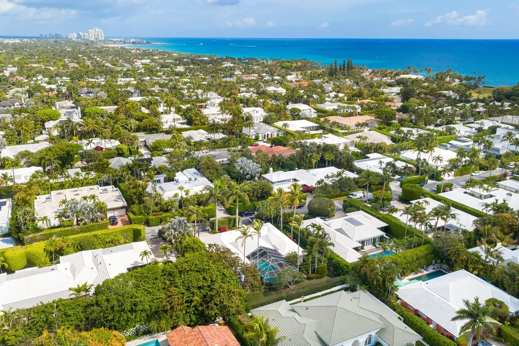 280 Tradewind Drive Palm Beach FL 33480