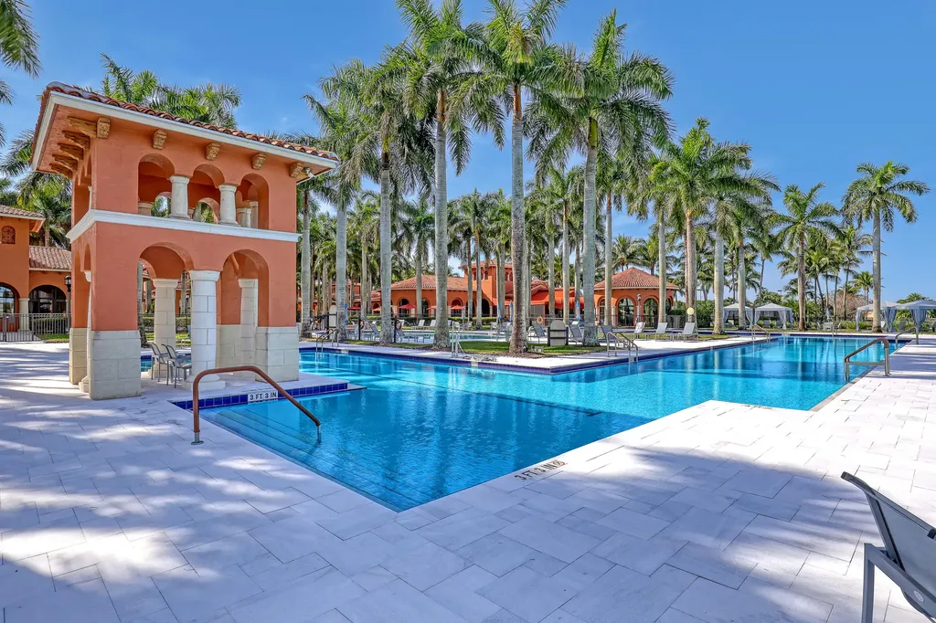 9493 Via Elegante Wellington FL 33411