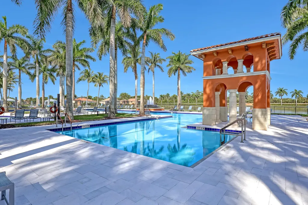 9493 Via Elegante Wellington FL 33411