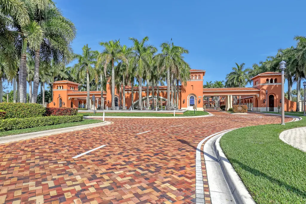 9493 Via Elegante Wellington FL 33411