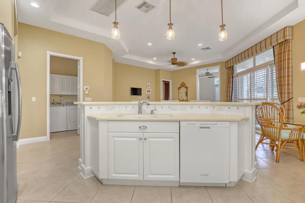 9493 Via Elegante Wellington FL 33411