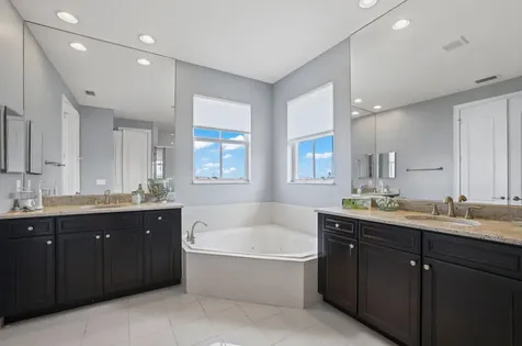8691 Lakeside Bend Parkland FL 33076