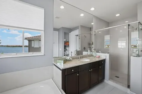 8691 Lakeside Bend Parkland FL 33076