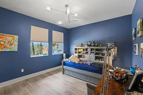 8691 Lakeside Bend Parkland FL 33076