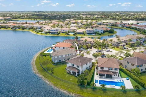 8691 Lakeside Bend Parkland FL 33076