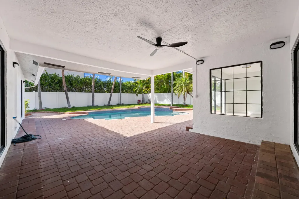 10141 SW 3rd Street Plantation FL 33324
