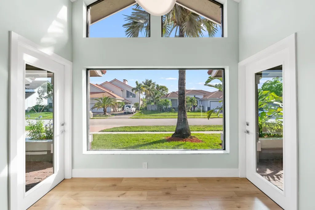 10141 SW 3rd Street Plantation FL 33324