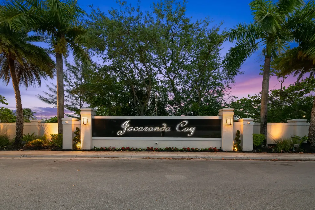 10141 SW 3rd Street Plantation FL 33324