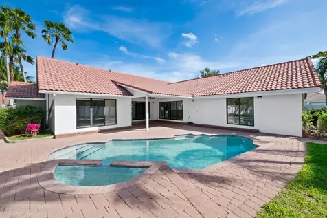 10141 SW 3rd Street Plantation FL 33324