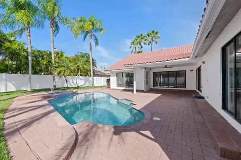10141 SW 3rd Street Plantation FL 33324