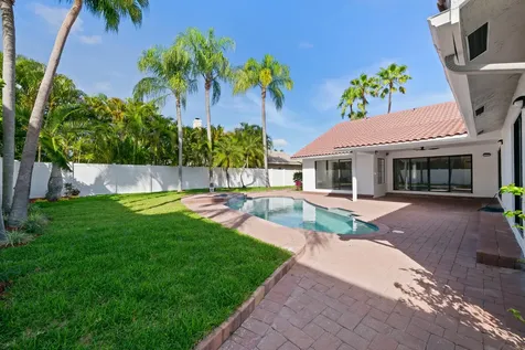 10141 SW 3rd Street Plantation FL 33324