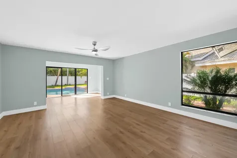 10141 SW 3rd Street Plantation FL 33324