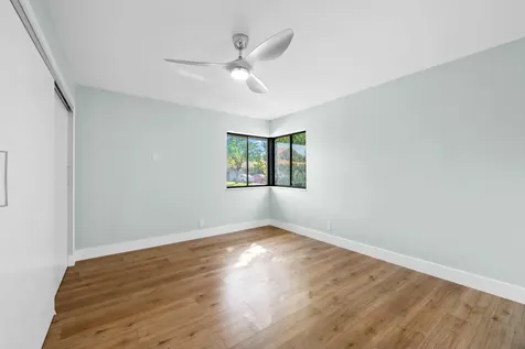 10141 SW 3rd Street Plantation FL 33324
