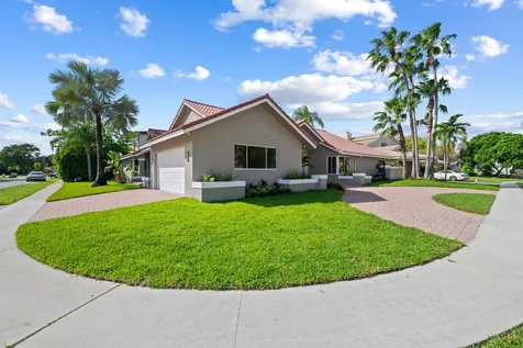 10141 SW 3rd Street Plantation FL 33324