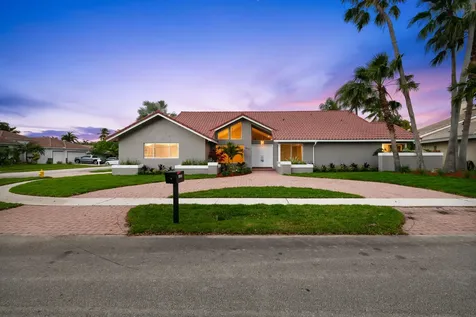 10141 SW 3rd Street Plantation FL 33324