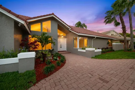 10141 SW 3rd Street Plantation FL 33324