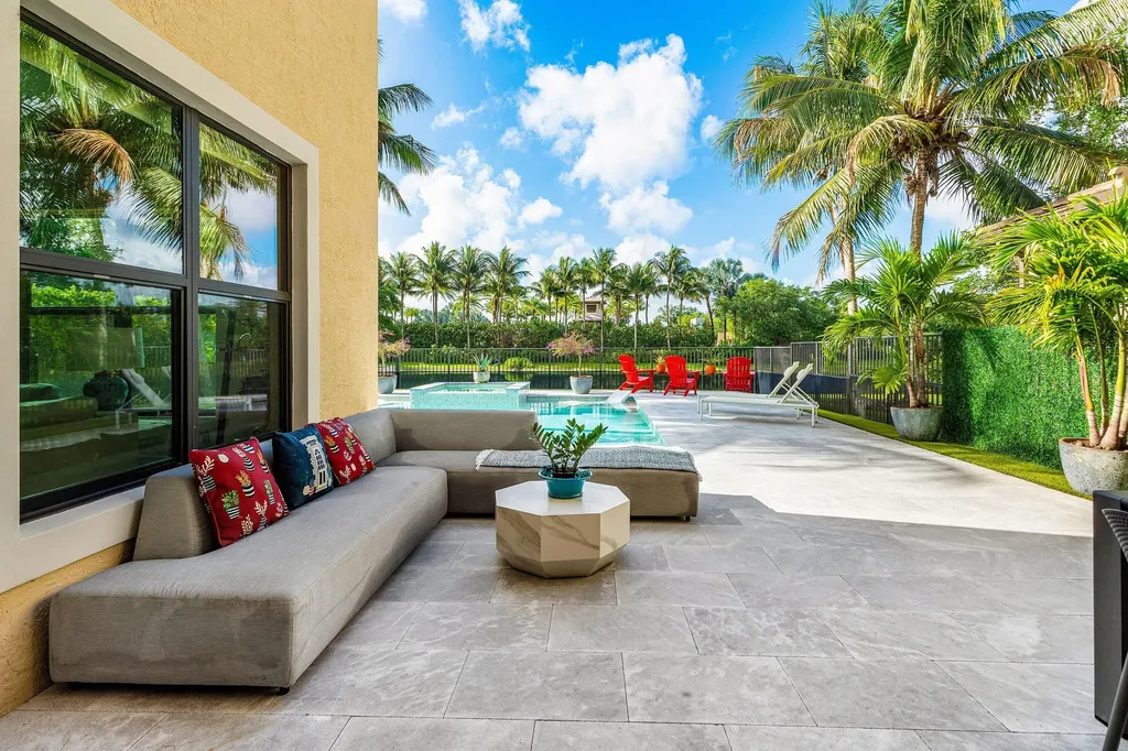9349 Eden Roc Court Delray Beach FL 33446
