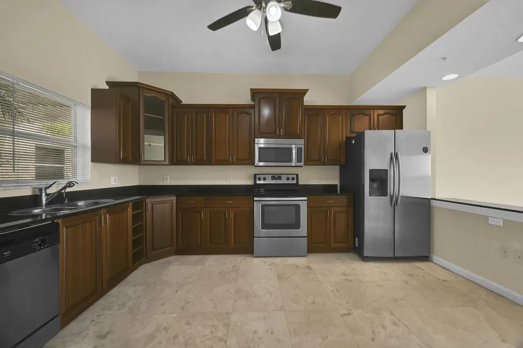 1650 Presidential Way West Palm Beach FL 33401
