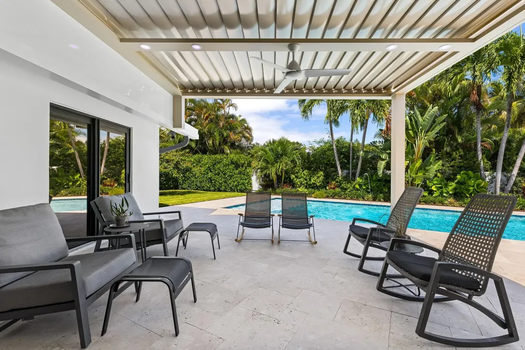 843 NE Mulberry Drive Boca Raton FL 33487