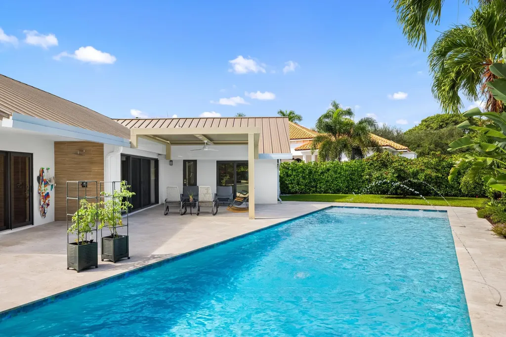 843 NE Mulberry Drive Boca Raton FL 33487