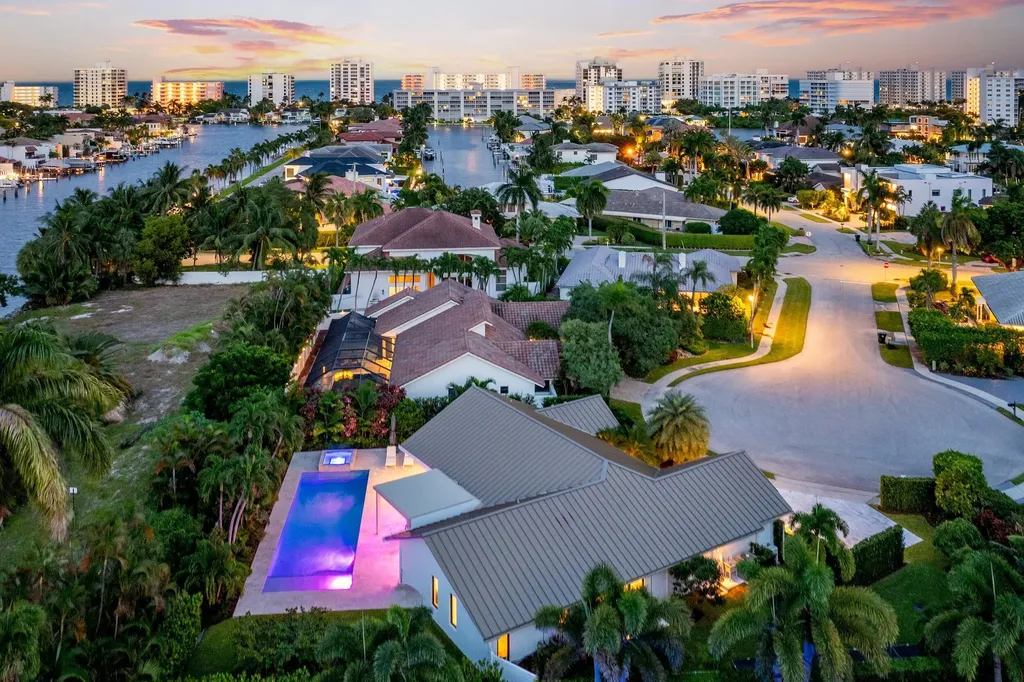 843 NE Mulberry Drive Boca Raton FL 33487