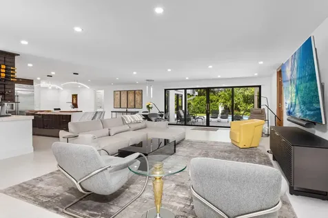 843 NE Mulberry Drive Boca Raton FL 33487