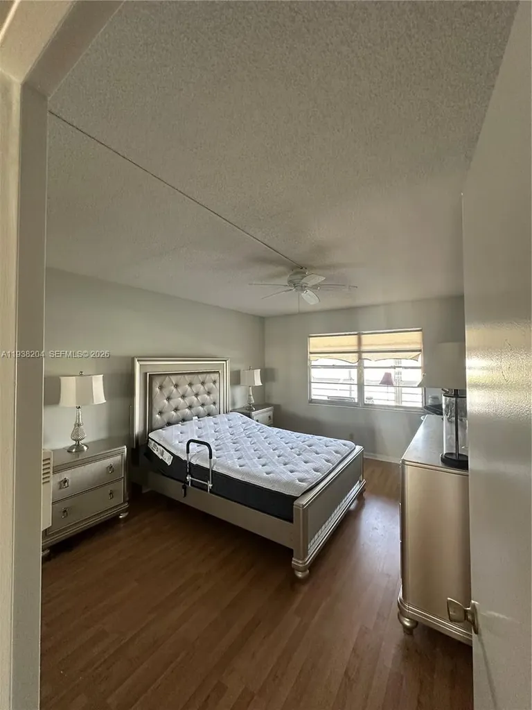 3043 Exeter Boca Raton FL 33434