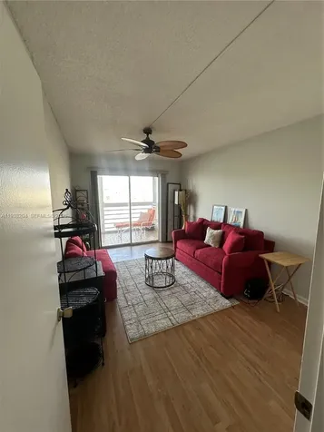 3043 Exeter Boca Raton FL 33434