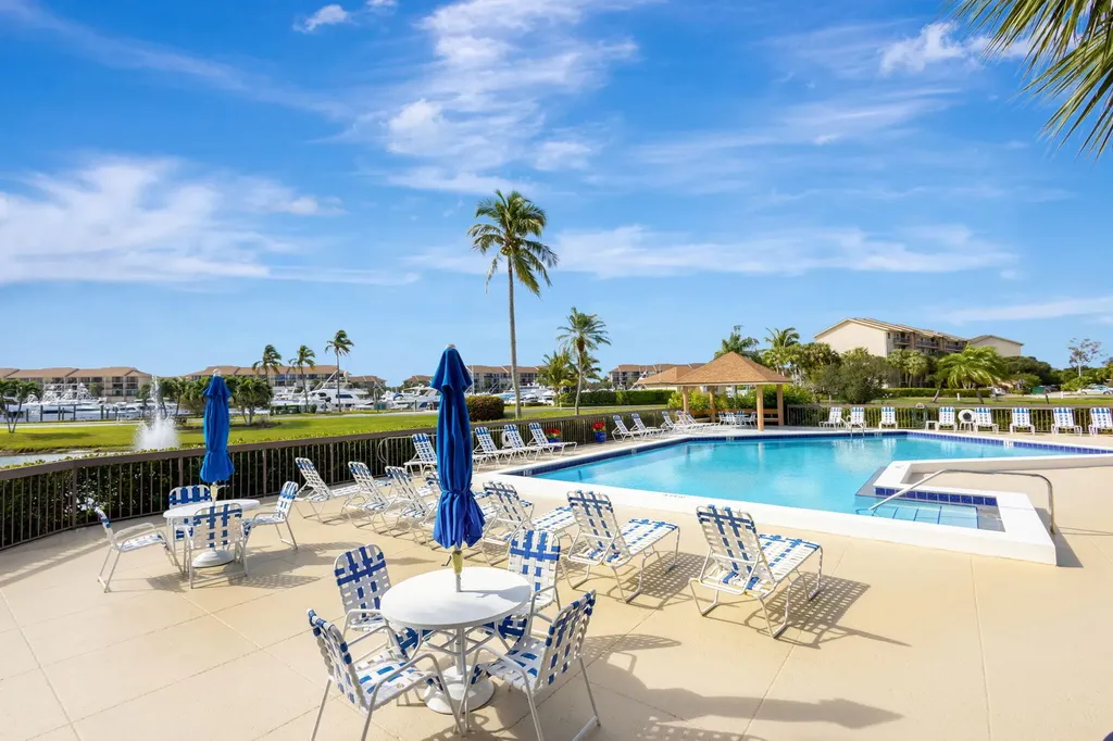 601 Seafarer Circle Jupiter FL 33477