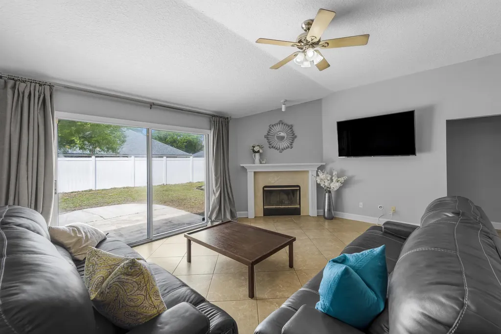 908 W Doty Branch Lane St. Johns FL 32259