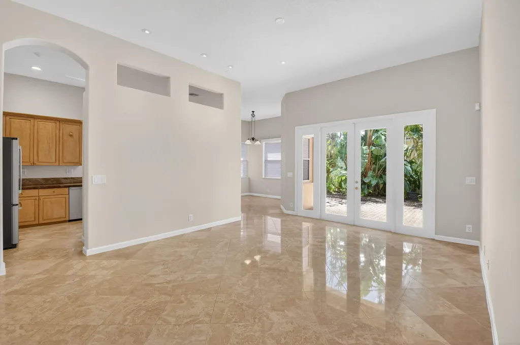 7032 Vivaldi Lane Delray Beach FL 33446