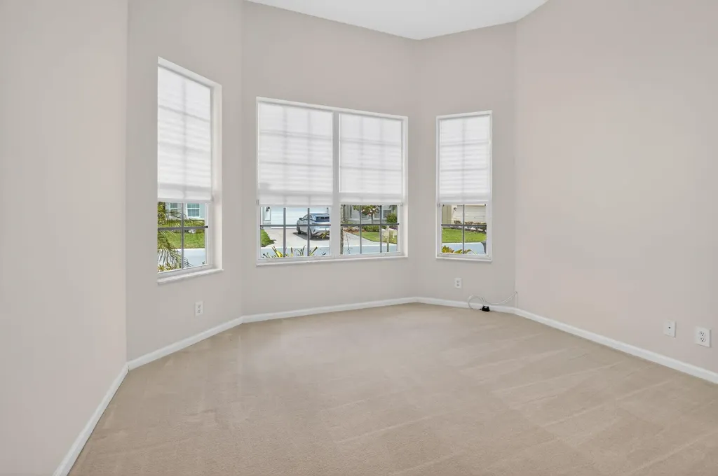 7032 Vivaldi Lane Delray Beach FL 33446