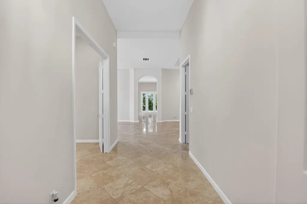 7032 Vivaldi Lane Delray Beach FL 33446