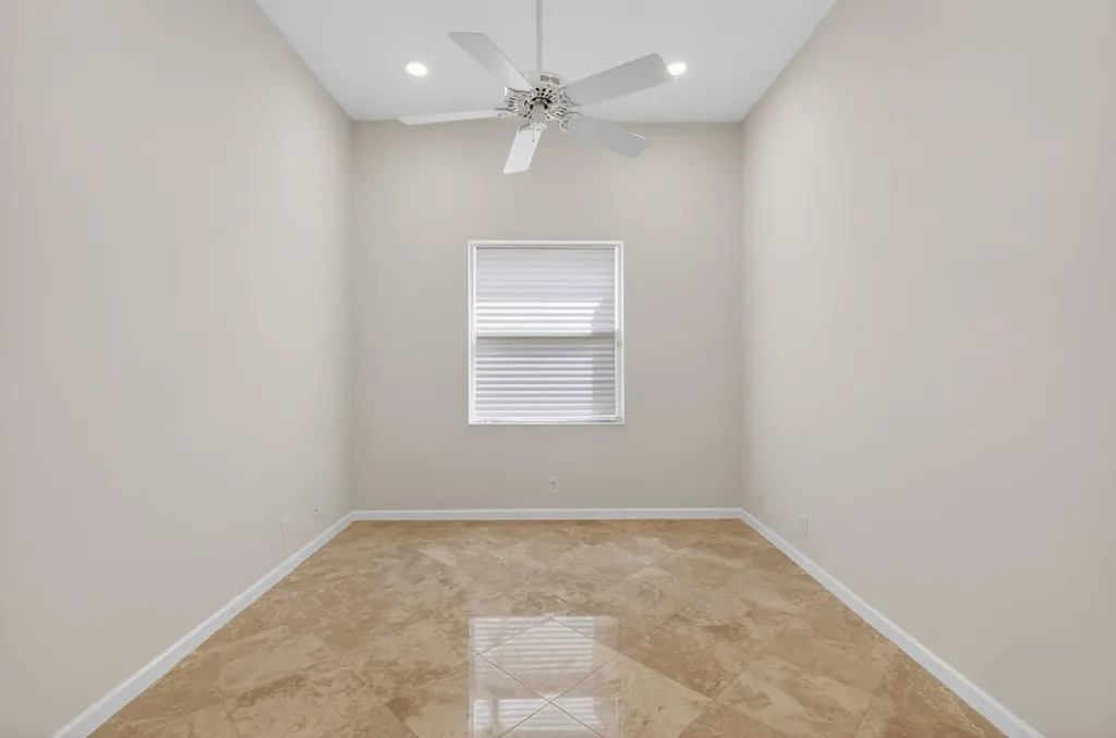 7032 Vivaldi Lane Delray Beach FL 33446