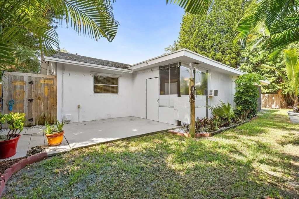 13 Sailfish Lane Ocean Ridge FL 33435