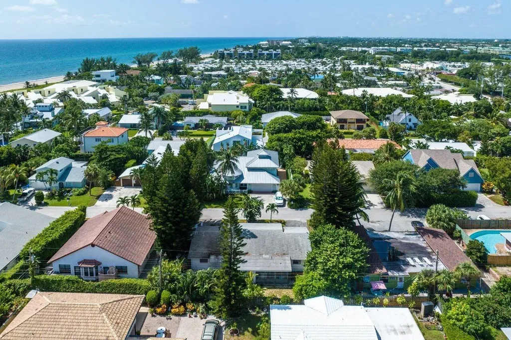 13 Sailfish Lane Ocean Ridge FL 33435