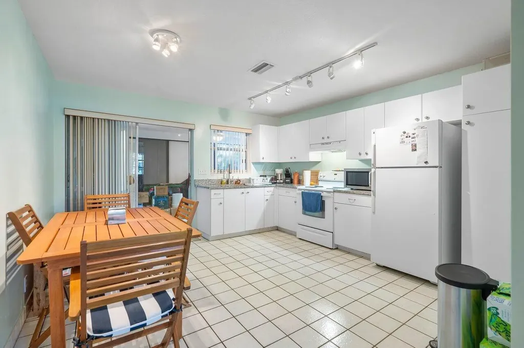 13 Sailfish Lane Ocean Ridge FL 33435
