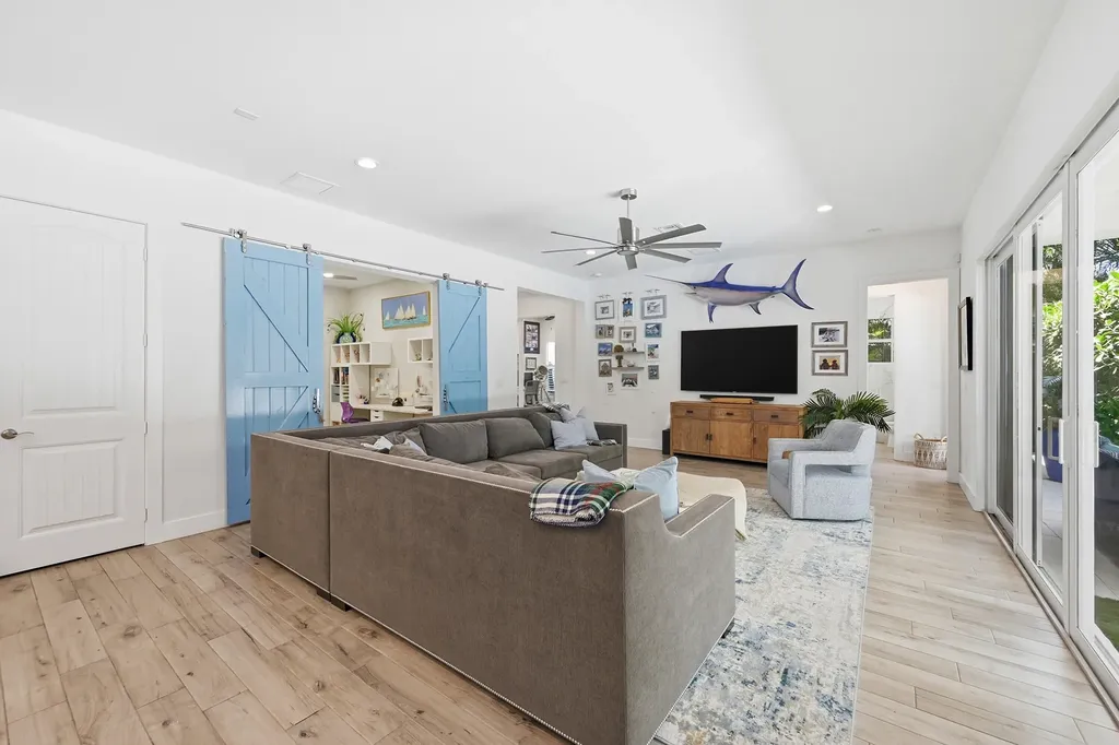 2840 NE 22nd Avenue Lighthouse Point FL 33064