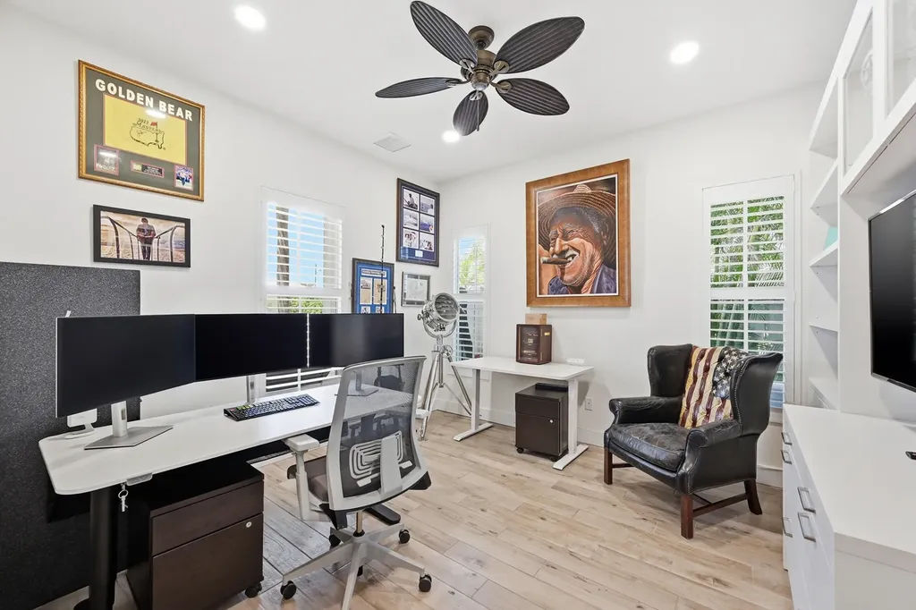 2840 NE 22nd Avenue Lighthouse Point FL 33064