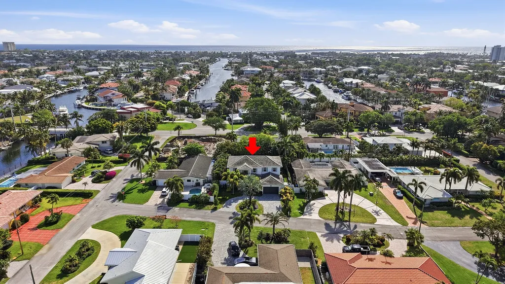 2840 NE 22nd Avenue Lighthouse Point FL 33064