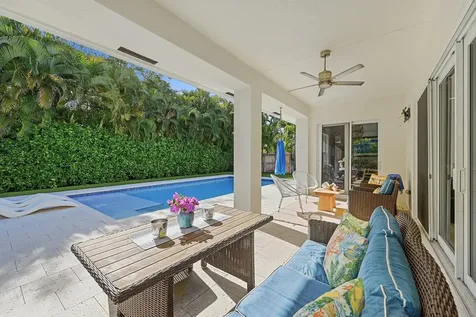 2840 NE 22nd Avenue Lighthouse Point FL 33064