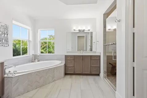 2840 NE 22nd Avenue Lighthouse Point FL 33064