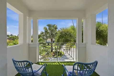 2840 NE 22nd Avenue Lighthouse Point FL 33064